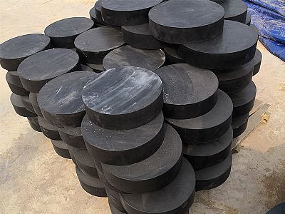 大洼区板式橡胶支座由若干层橡胶片与薄钢板经加压硫化